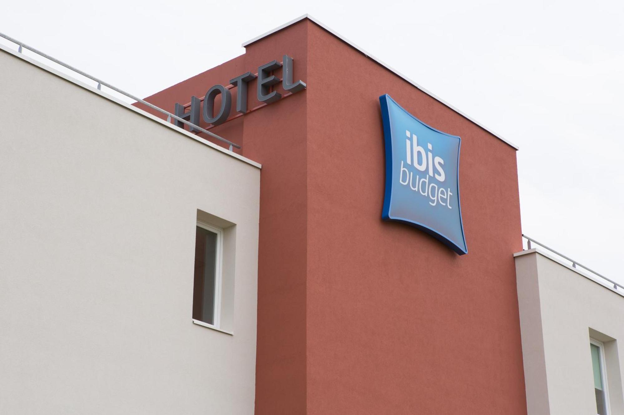 Ibis Budget Romorantin Esterno foto