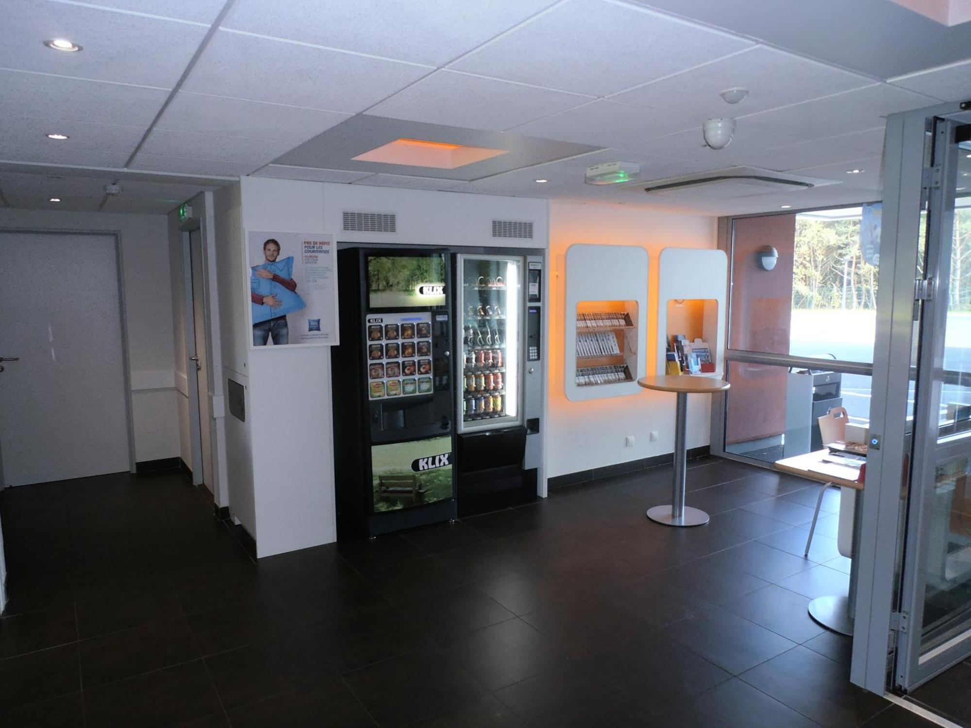 Ibis Budget Romorantin Esterno foto